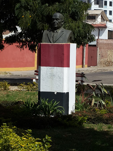 Monumento Enrique Happ