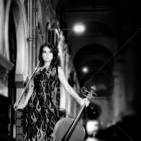 nensi by Redz Stone - Black & White Portraits & People