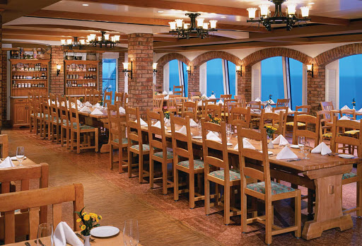 Look for casual dining, Italian cuisine and amazing ocean views at La Cucina aboard Norwegian Jewel.