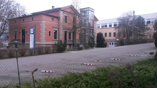 Schott Villa