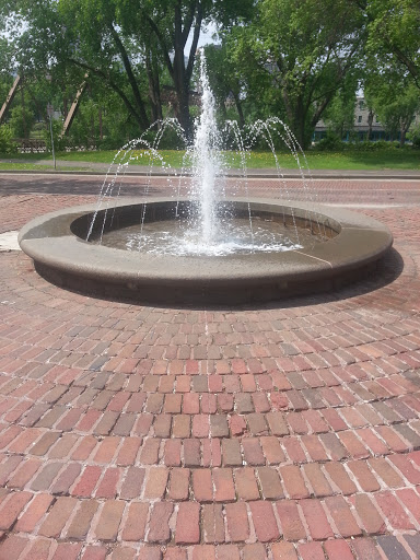 Riverplace Fountain