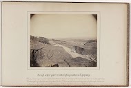 Gezigt achter piket 255 in de rigting van dessa Ngagrong. / De grond der ingraving 635 wordt met stortkarren naar de ophooging 234 vervoerd. De bouw- en werktuigkundige Kuntze geeft zijne bevelen aan den pikeur Hertel ...