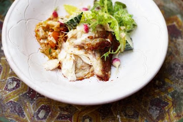 Prawn-stuffed spicy fish with vermicelli