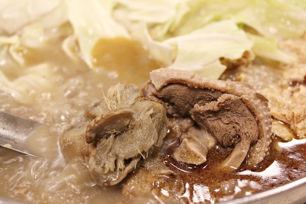 【華品薑母鴨】微辣湯頭、服務好