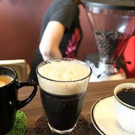 小雨咖啡 x 3952拿鐵館