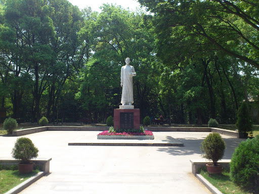 华中师范大学喷泉广场