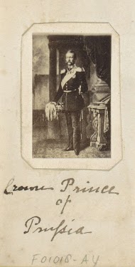 Fotoreproductie van (vermoedelijk) een prent van kroonprins Frederik Willem Nicolaas Karel van Pruisen