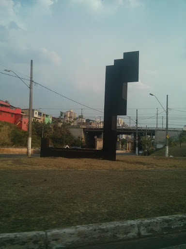Monumento Tereza Cristina 