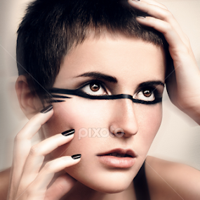 Mirrored. by Oana Artem - People Fashion