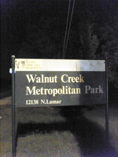 Walnut Creek Park, Lamar Entrance