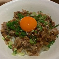 毛丼 丼飯專門店