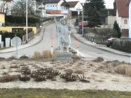Roundabout Neuhofen
