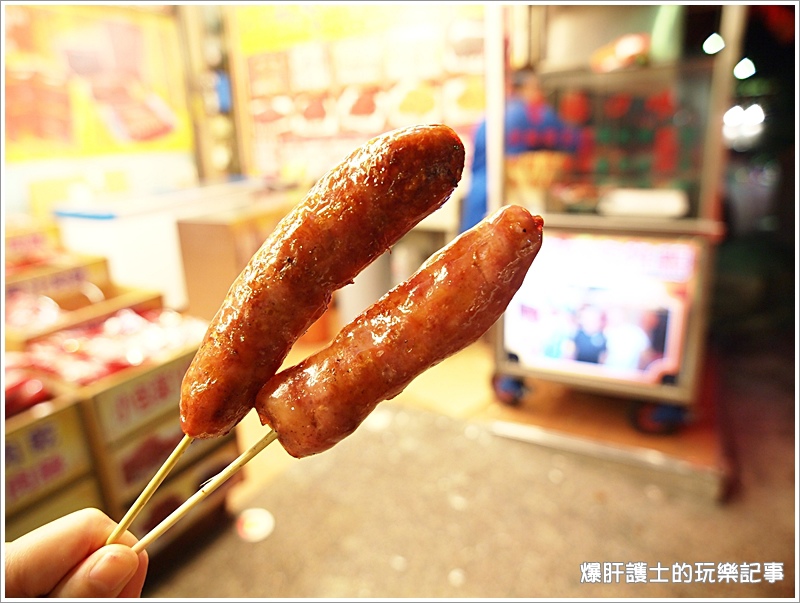 李溪口三峽黑豬肉 多汁好吃的烤香腸