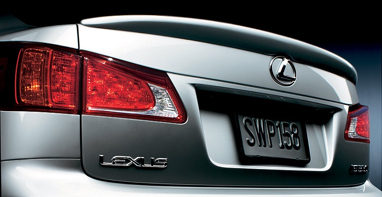 [Lexus-IS-Facelift-2009-35[3].jpg]