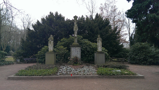 Denkmal im Park