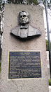 Monumento a Juan Alvarez