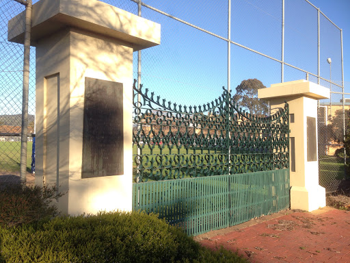 Historic Gate Kingswood Park