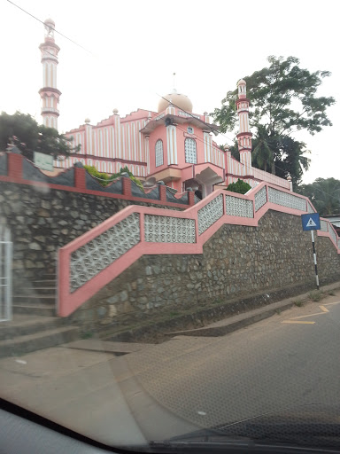Mosque in Thulhiriya 