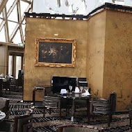 L'ATELIER de Joel Robuchon 侯布雄法式餐廳