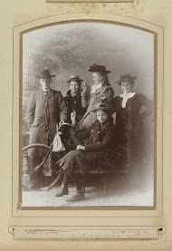 Groeportret ter herinnering van ONZGN fietstocht op 1 april 1902