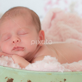 Sleeping beauty by Danielle Pedder - Novices Only Portraits & People