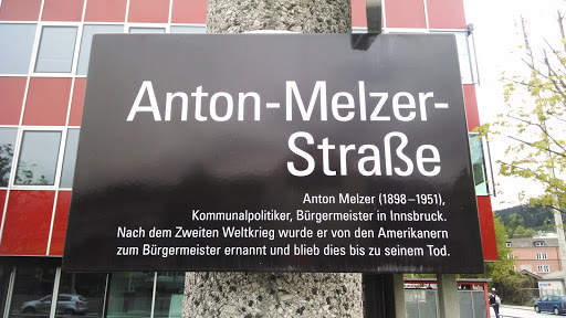 Schild der Anton Melzer Straße