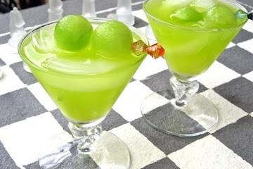 Classic Cocktail Recipe: The Melon Ball