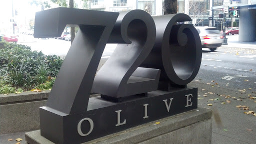 720 Olive 