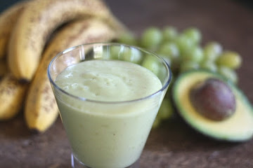 Apple Avocado Banana Grape Smoothie