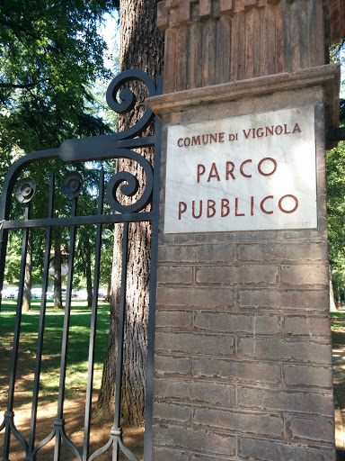 Vignola - Ingresso Parco Pubblico
