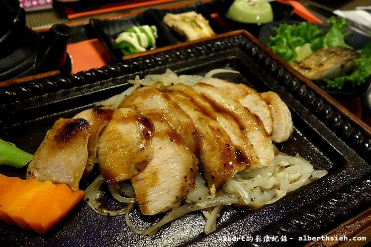 桃園中壢．哞喜日式炙燒牛排精品館（松板豬還不錯吃）