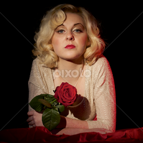 Rose by David Veitch - People Fashion