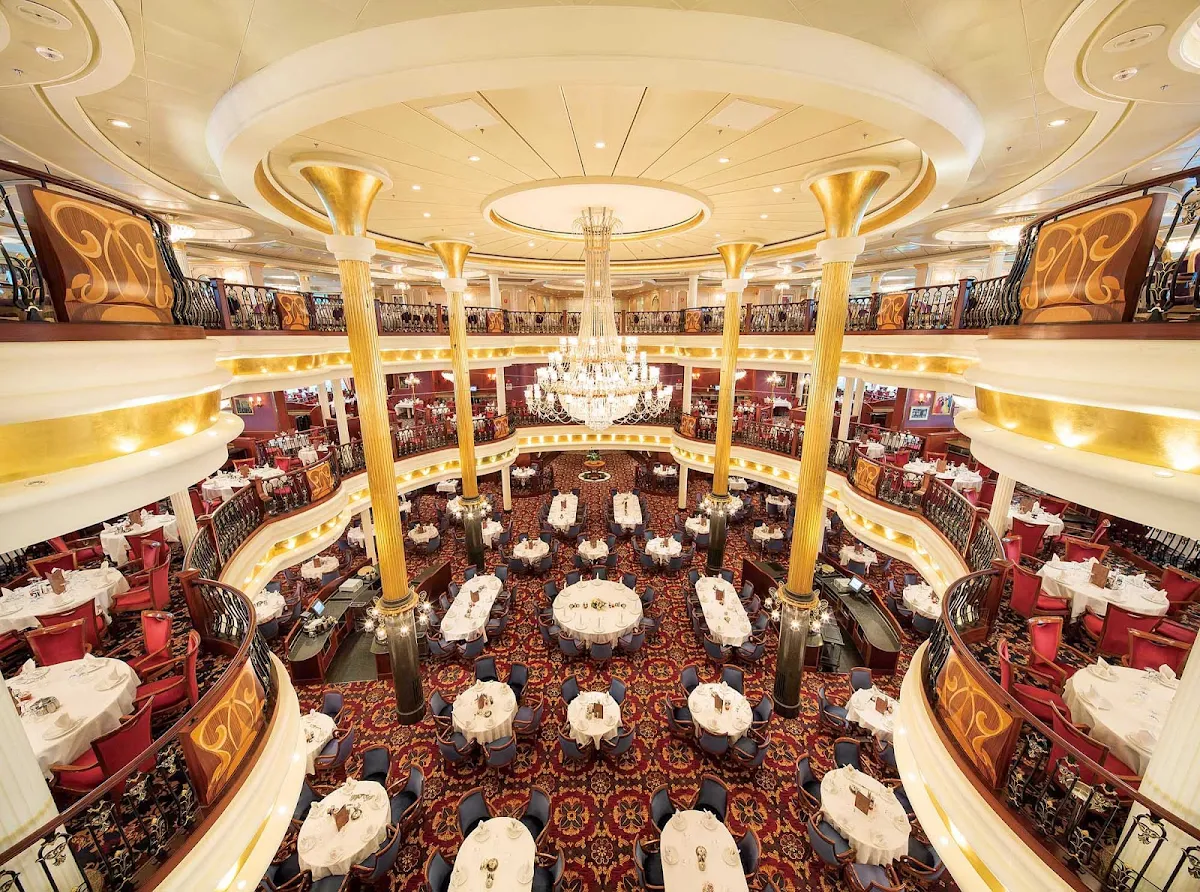Mariner-of-the-Seas-Main-Dining - Mariner of the Seas' lovely three-story main dining room serves multi-course breakfasts, lunches and dinners.
