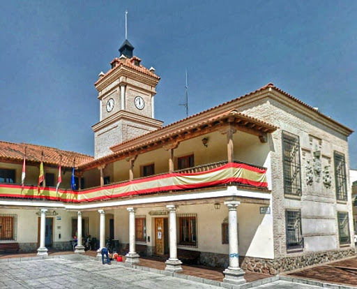 Ayuntamiento De Camarena