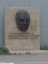 Busto De Benito Juárez 