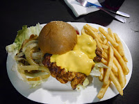 Juicy Bun Burger 就是棒 美式餐廳