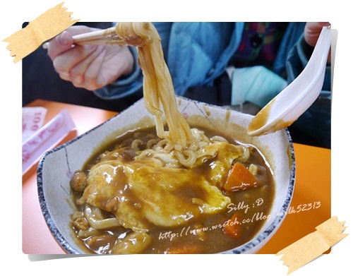 興南飲食店♥滑蛋咖哩估嚕估嚕一口接一口*
