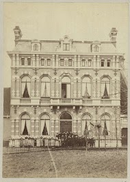 Voorgevel van de pastorie in Kloetinge