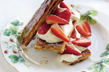 Strawberries & cream layer