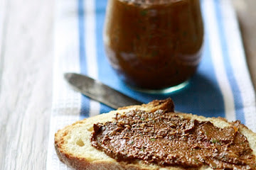 Sun Dried Tomato Spinach Pesto