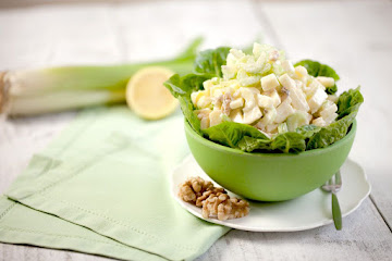 Classic Waldorf salad