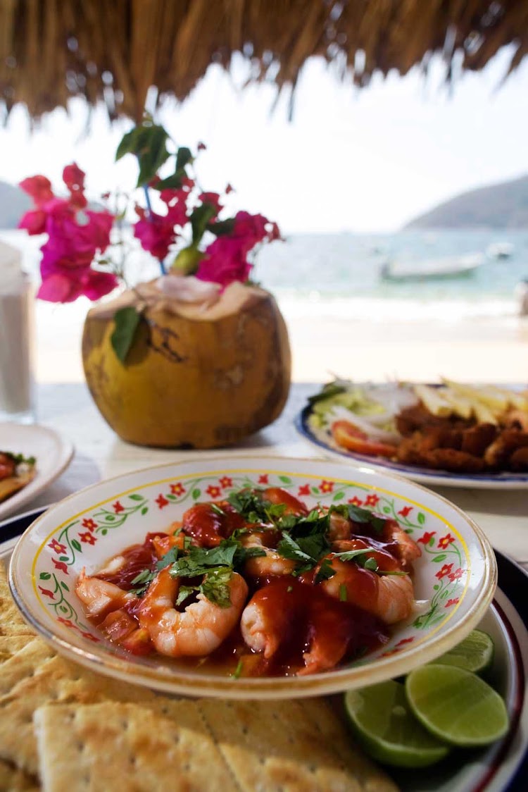 Palapa dining in Acapulco.