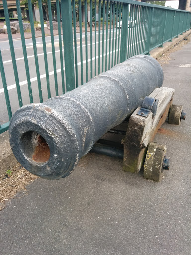 Harbour Cannon