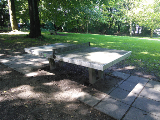 Tischtennisplatte  Von Der Heydt Park
