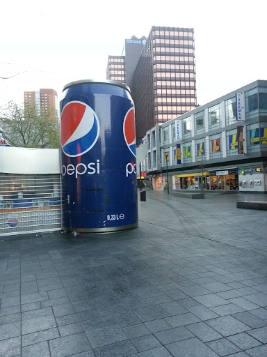 Giant Pepsi Can