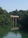 大潭水塘石橋