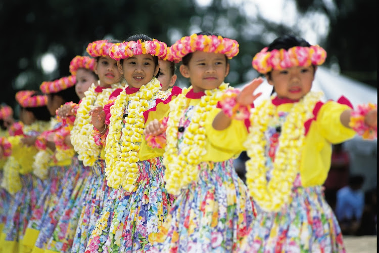 Keiki girls dancing hula in Hawaii. 