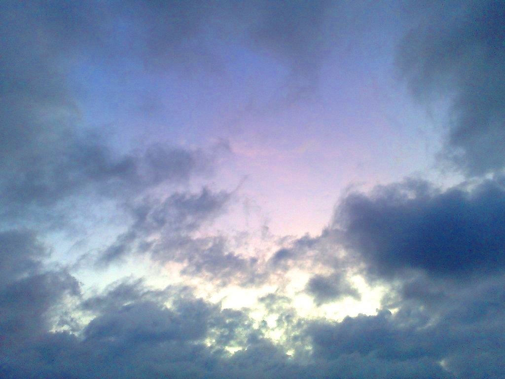 [110920081285 2.jpg]