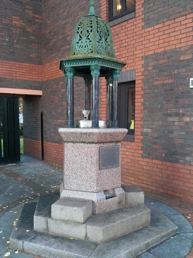 Simon Short Memorial Fountain