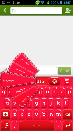红色塑料键盘